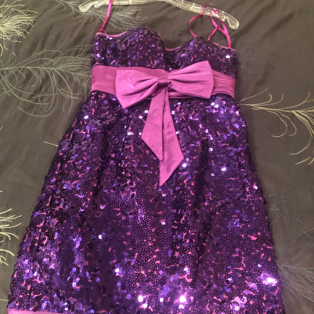Dave And Johnny Dress View 2